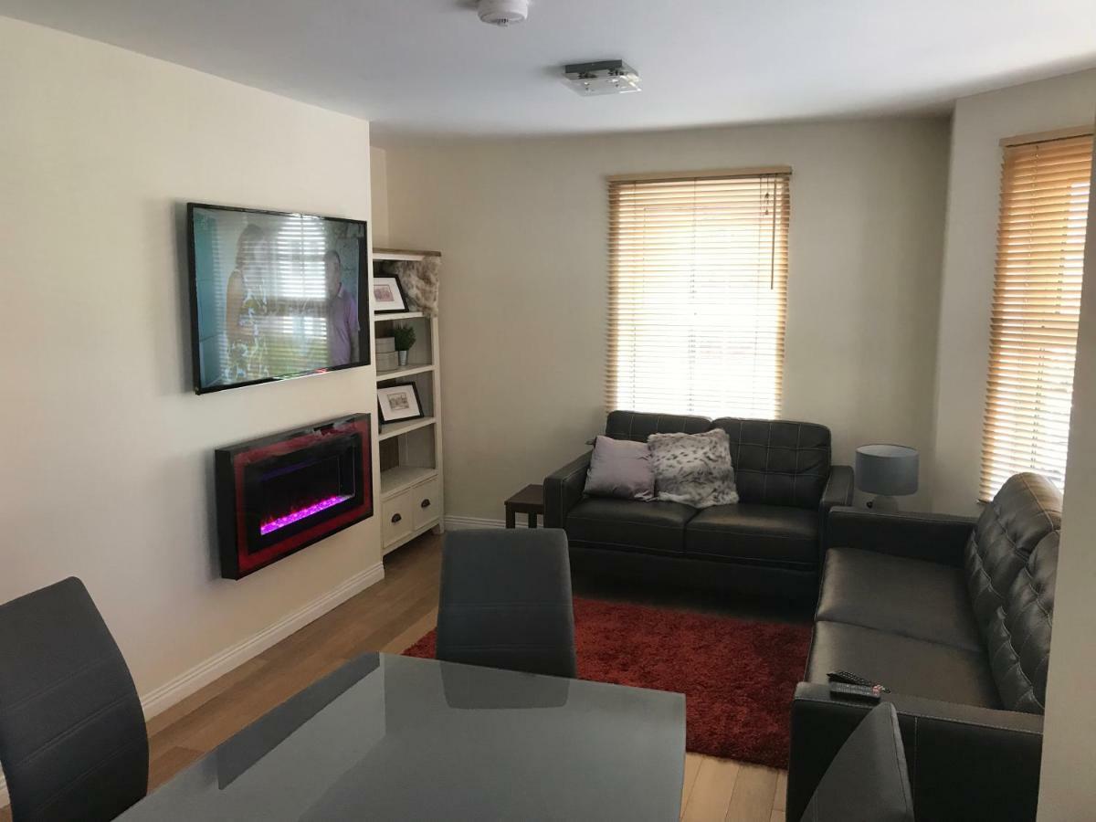 4 Bed Duplex Apartment, ベルファスト エクステリア 写真